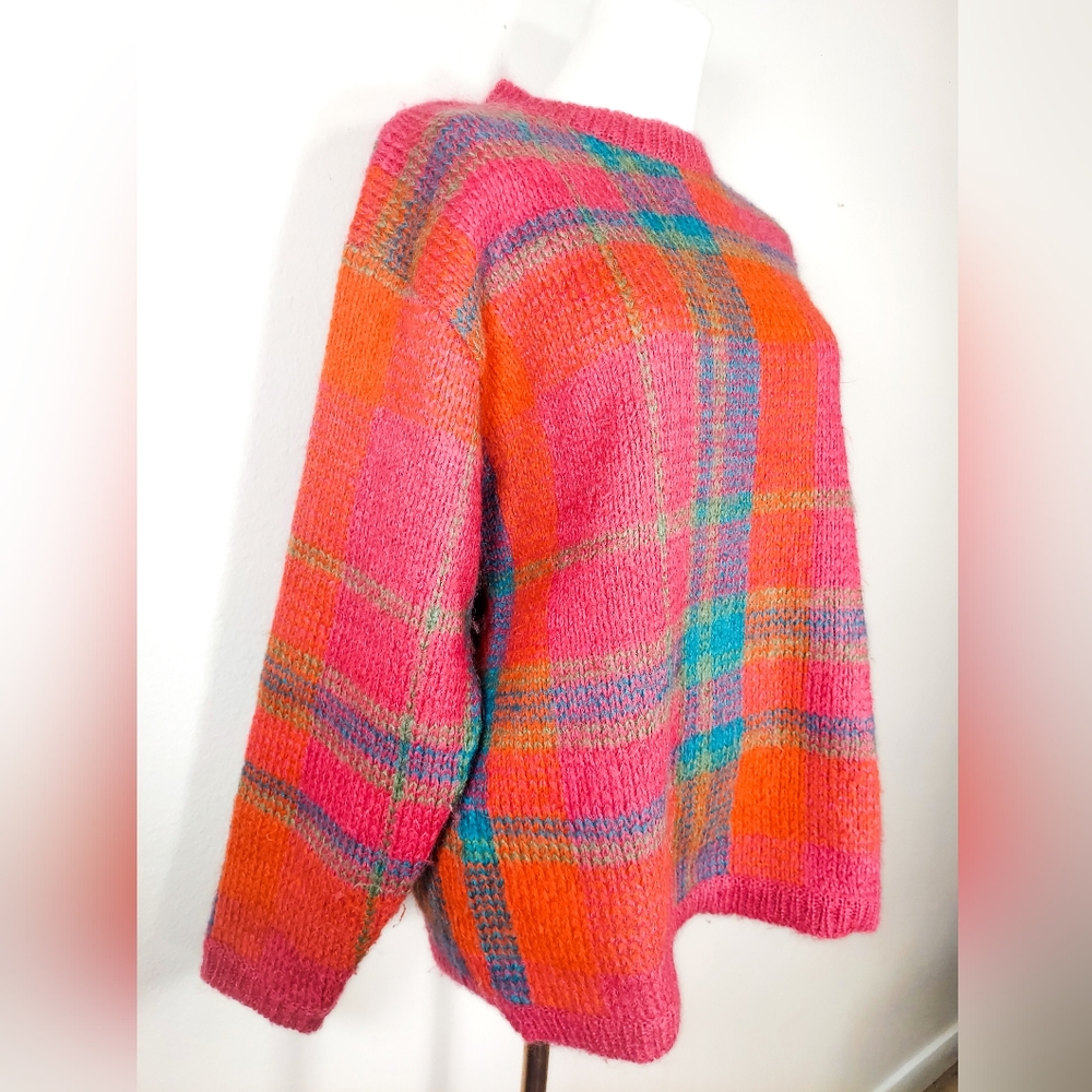 Vintage 1980s Gallagher Preppy Plaid Mohair Sweater | 80s Pullover Pink Sweater - Picture 5 of 6